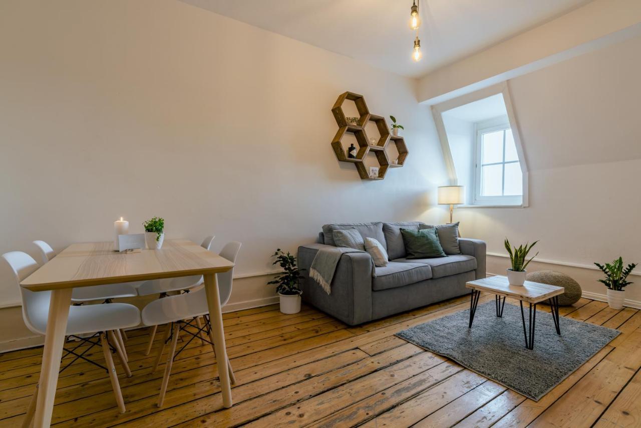 Eigene Wohnung Im Stadtzentrum Mit Wunderschoener Dachterrasse Biel Dış mekan fotoğraf